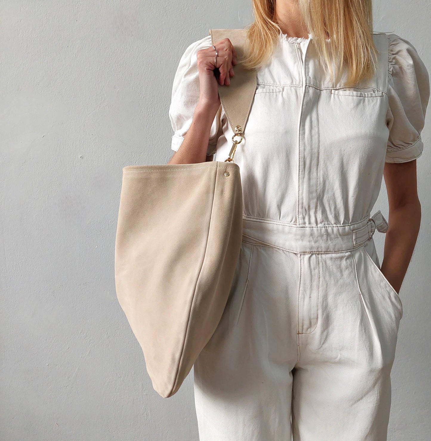 Hobo Suede Bag | Soft Beige