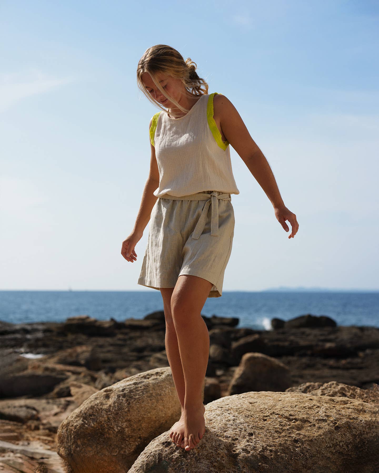 Relaxed Fit Tie Waist Linen Shorts