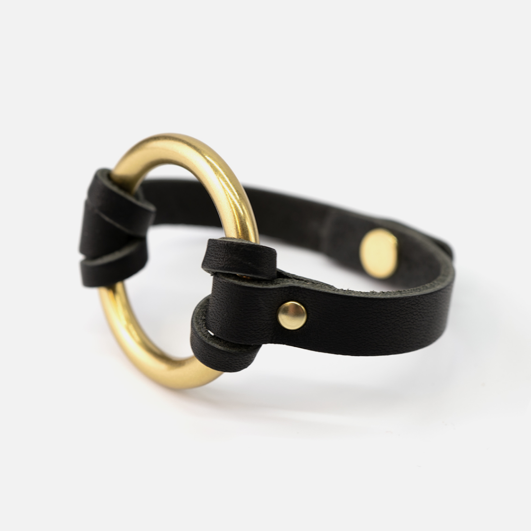 Equestrian-Inspired Chinati O-Ring Leather Bracelet