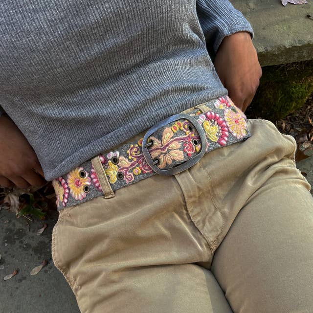 Hand Embroidered Fair Trade Wool Belt | Heather Gray Floral