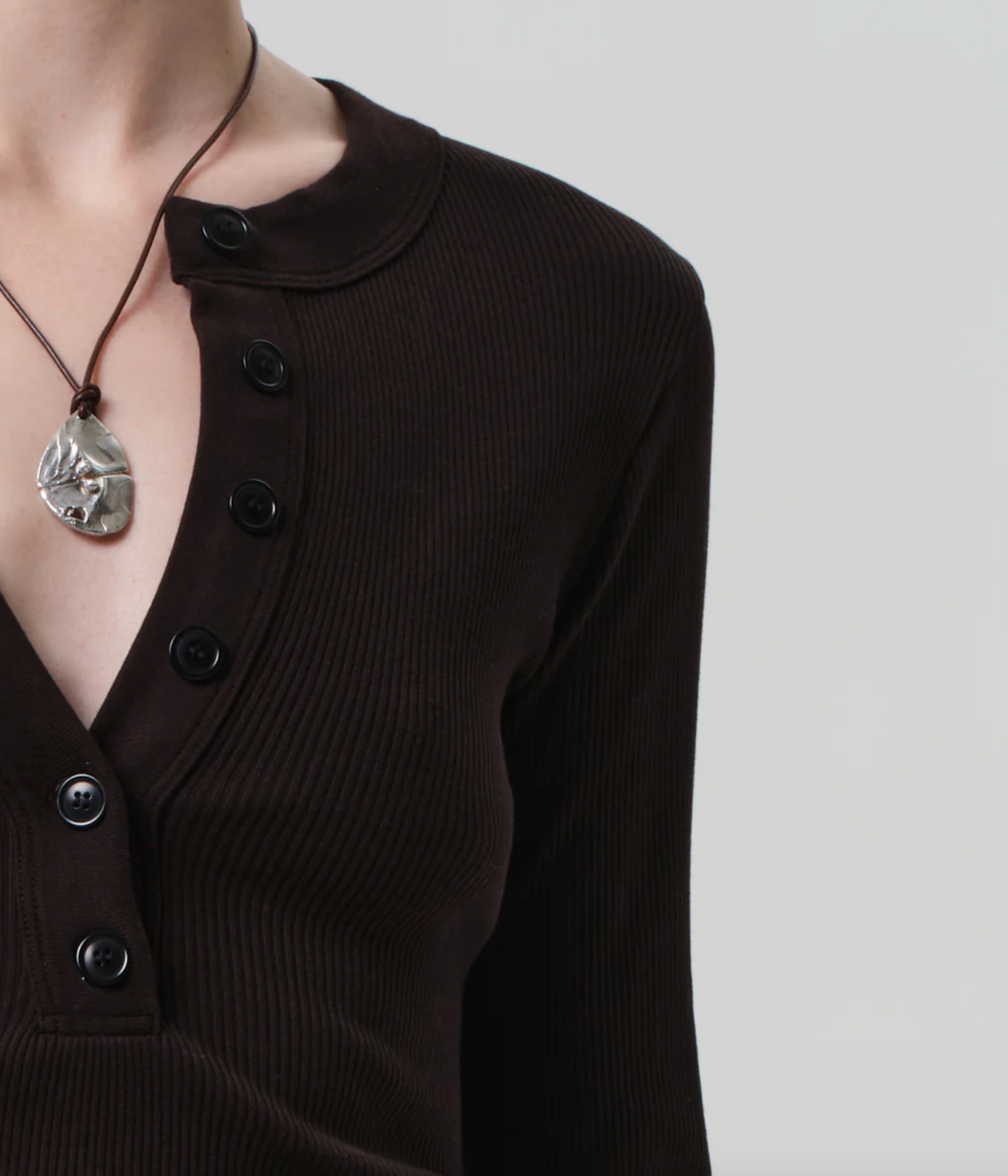 Citizens of Humanity Varra Henley | Chocolate