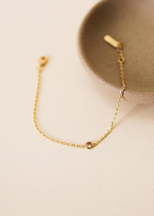 Solitaire Champagne Gemstone Bracelet | 8k Gold Plated