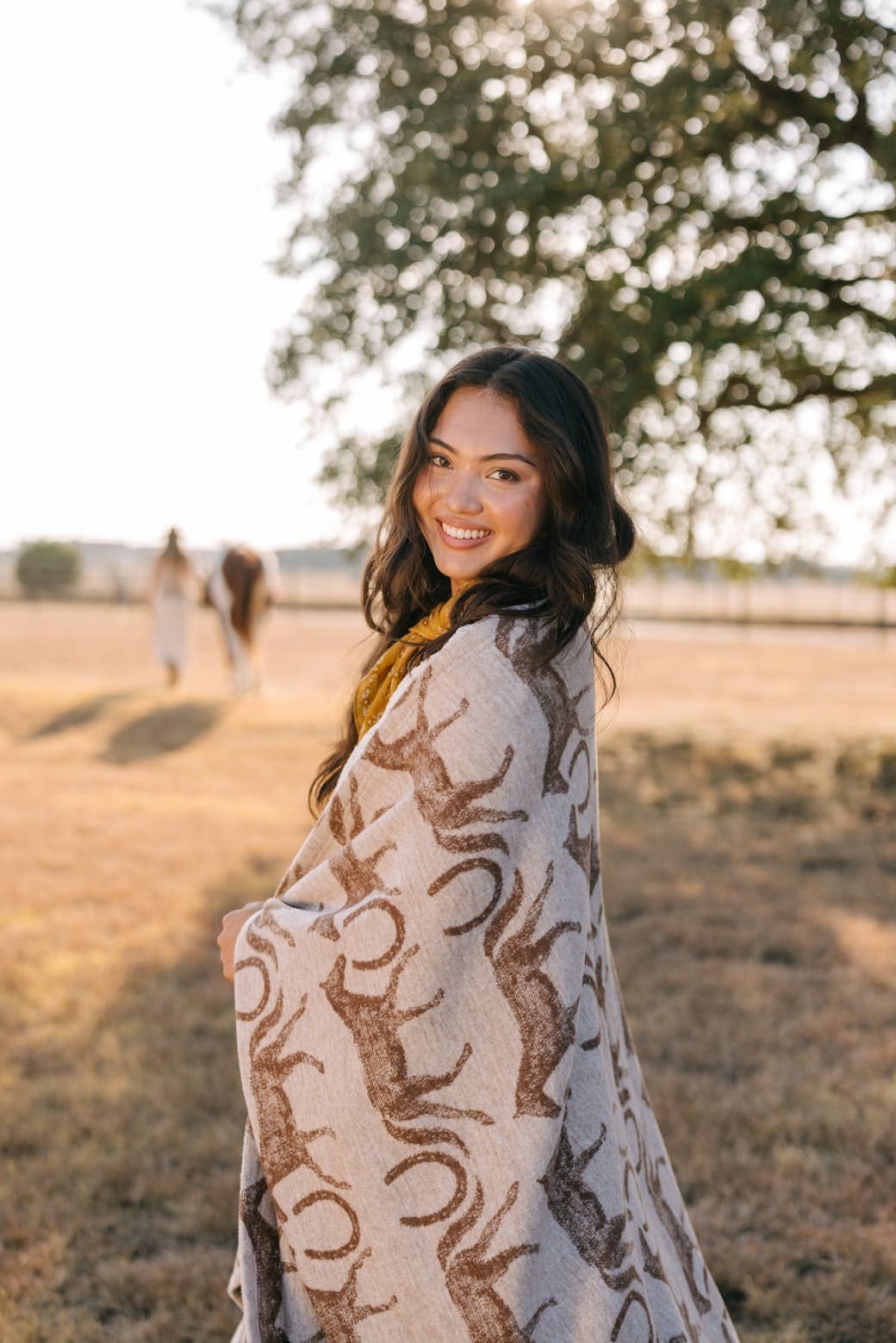 Hill Country Horses Lightweight Blanket | Brown