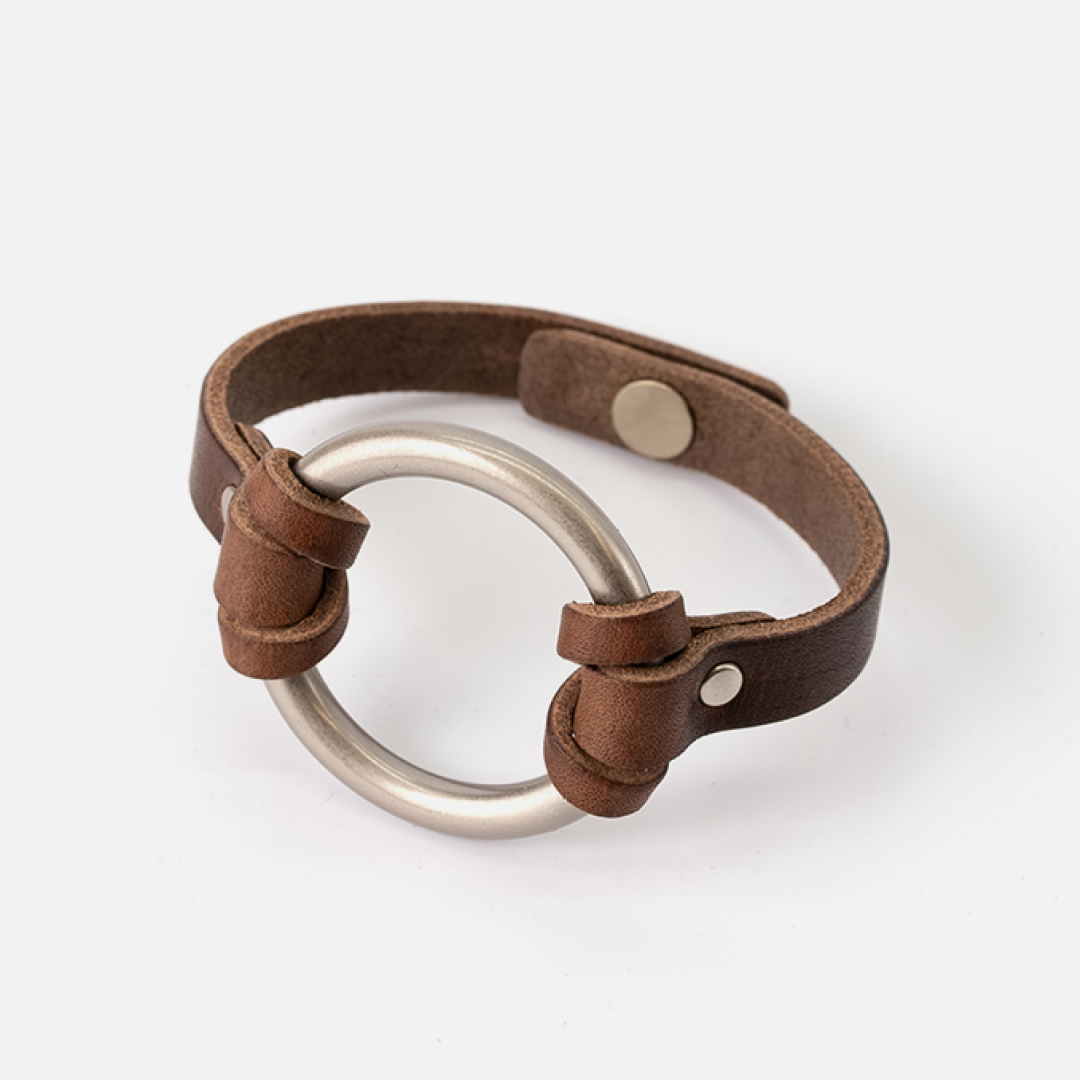 Equestrian-Inspired Chinati O-Ring Leather Bracelet